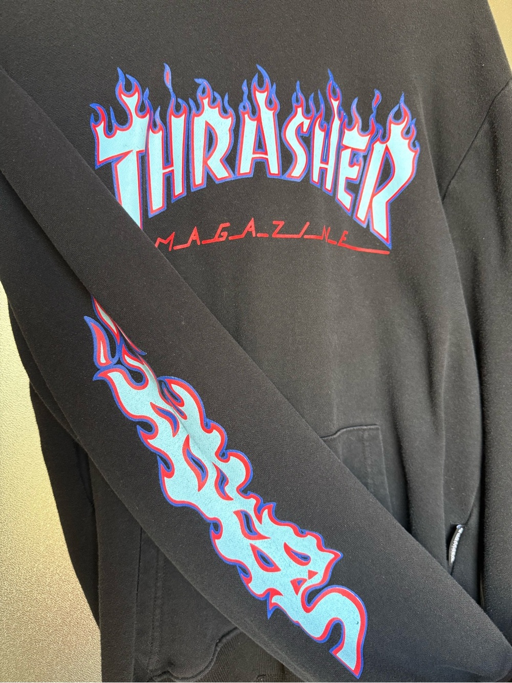 Thrasher Magazine Flame Logo Hoodie, Black Blue Red Skate Streetwear, Size XL